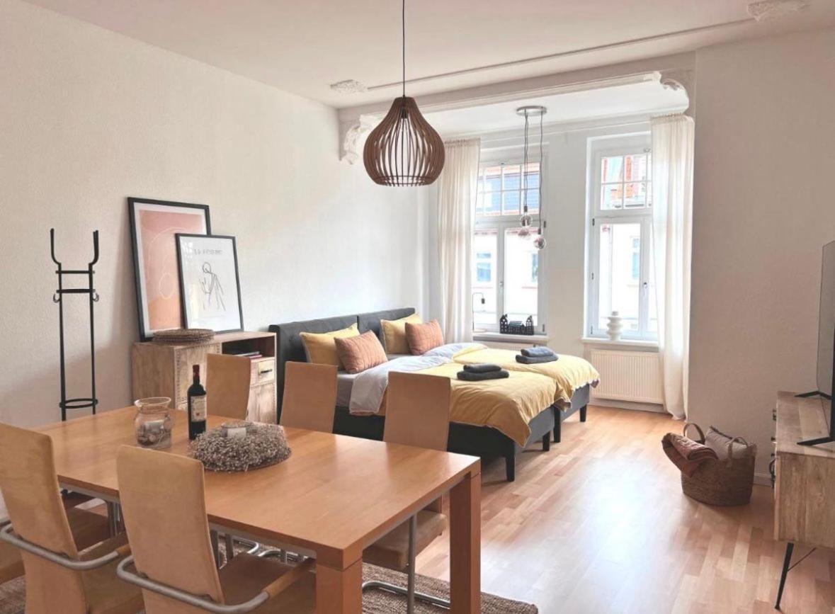 Feine Apartments In Der Suedstadt Von Erfurt Mit Kostenlosen Stellplatz & Flasche Wein Zur Begruessung ภายนอก รูปภาพ