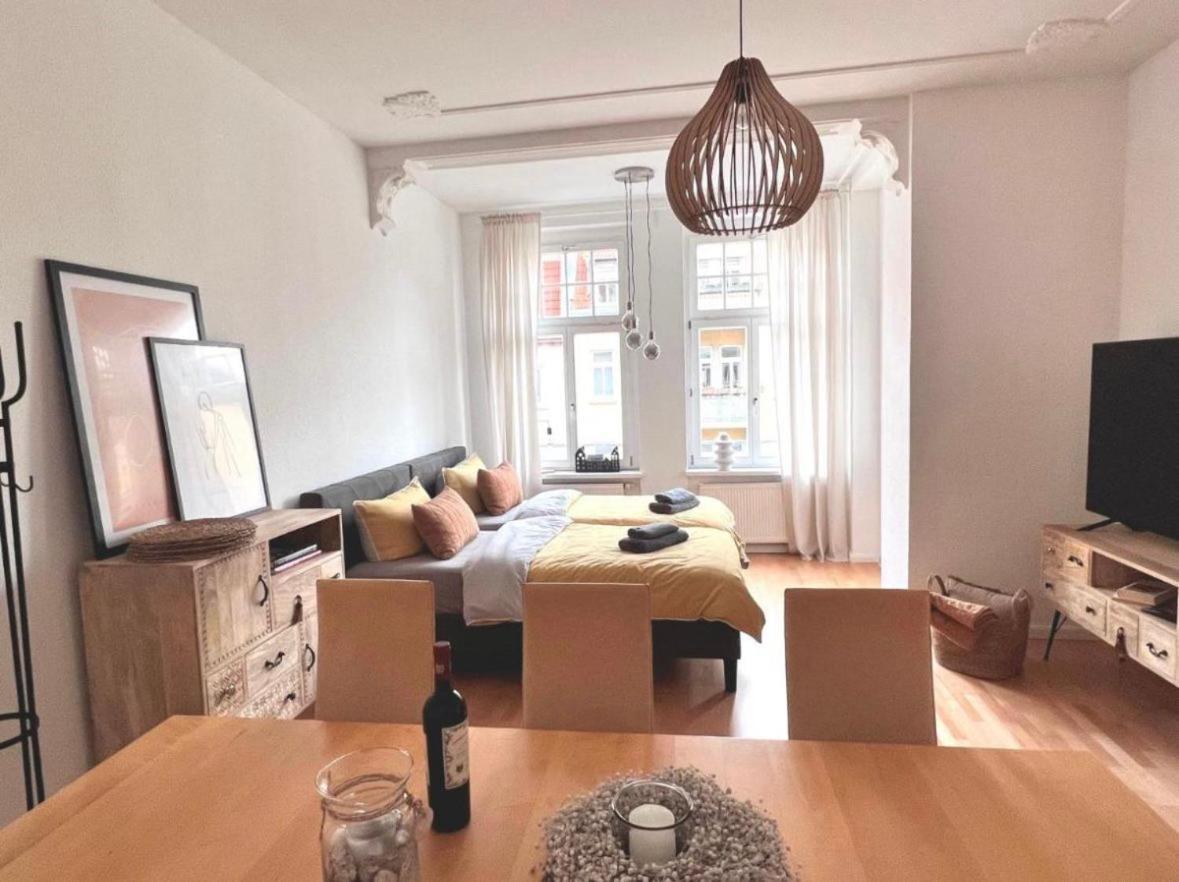 Feine Apartments In Der Suedstadt Von Erfurt Mit Kostenlosen Stellplatz & Flasche Wein Zur Begruessung ภายนอก รูปภาพ