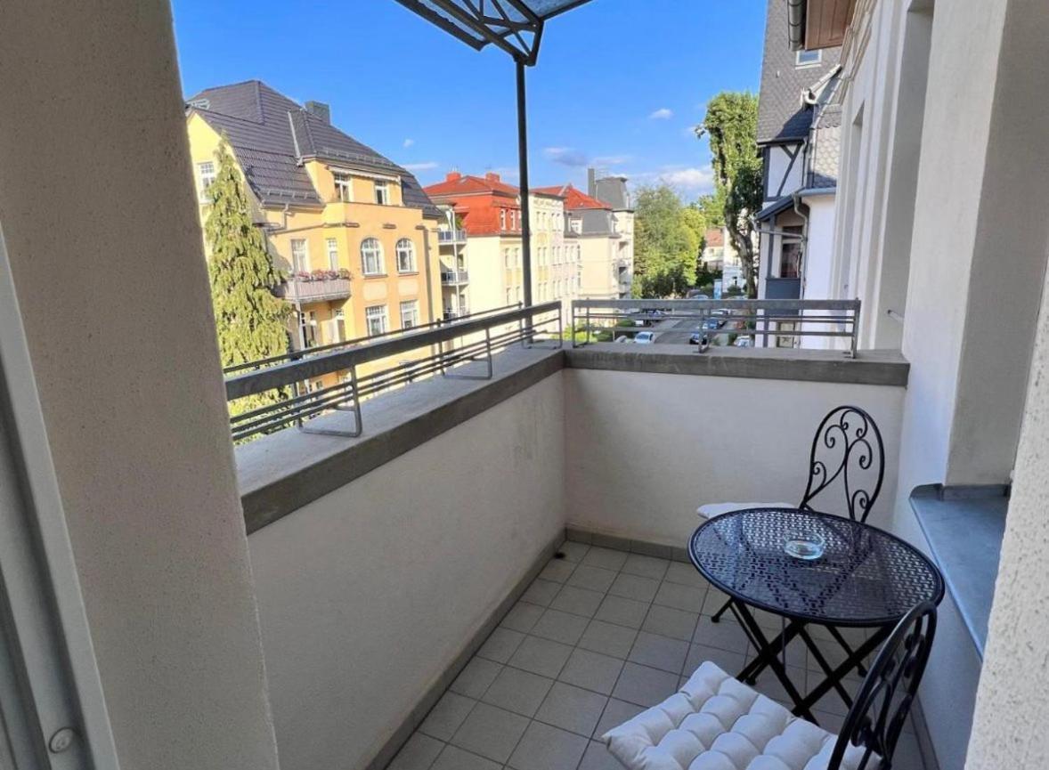 Feine Apartments In Der Suedstadt Von Erfurt Mit Kostenlosen Stellplatz & Flasche Wein Zur Begruessung ภายนอก รูปภาพ